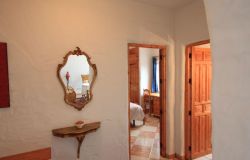 Blick in den Flur vom Wohnzimmer